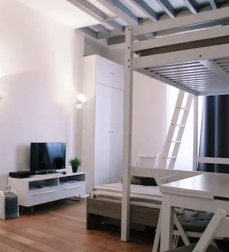 Sacre Coeur Flat Parigi